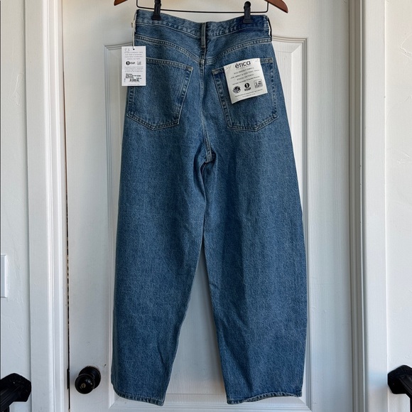 Etica Cassel Ultra High Barrel jeans size 28 - Picture 4 of 13